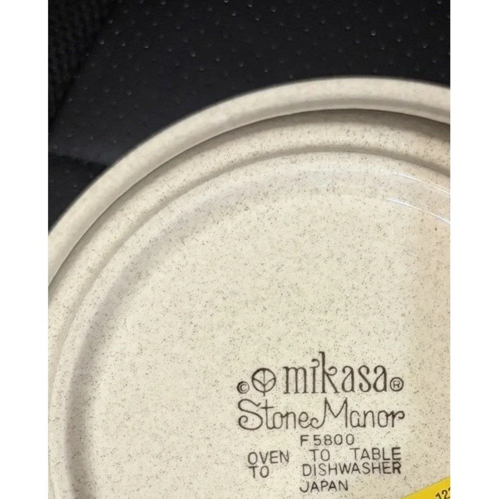 Mikasa this vintage